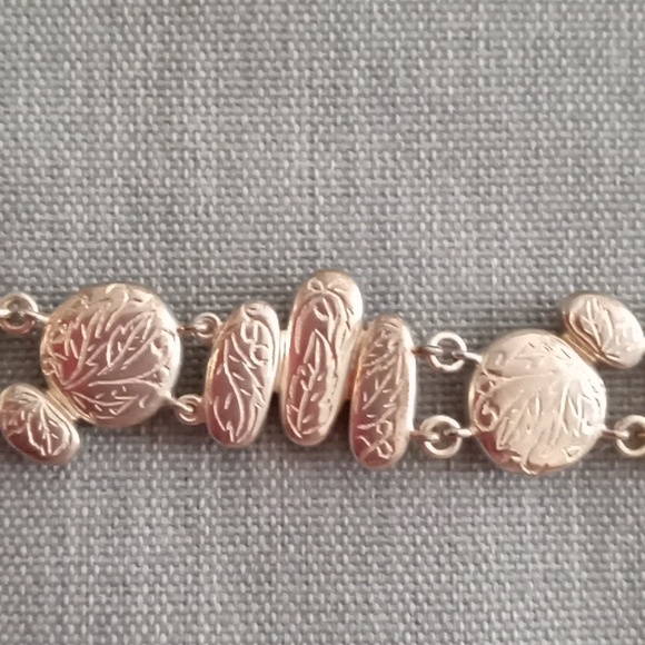 WHITE AND PINK MOTHER OF PEARL STERLING SILVER BRACELET - Picture 8 of 10